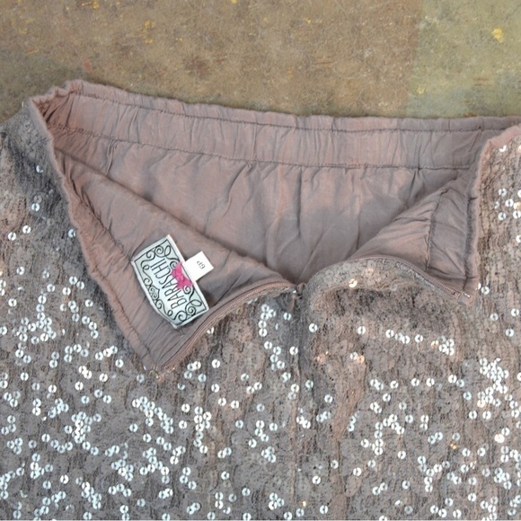 Anthropologie‎ Reveillon Sequin Pencil Skirt Yoana Baraschi Light Taupe Size 6P - Picture 3 of 7